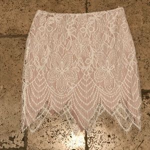 White lace pencil skirt